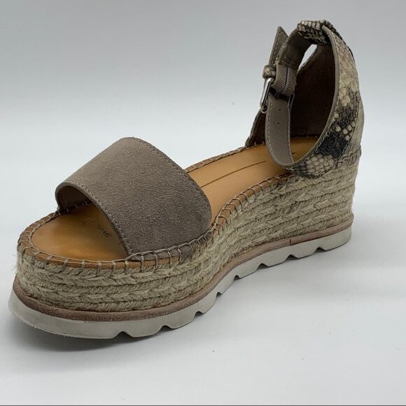 MAXSOLD Dolce Vita Women's Dolce Vita, Larita Sandal - Picture 4 of 13